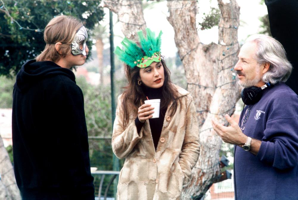 Watch Adam And Eve Streaming