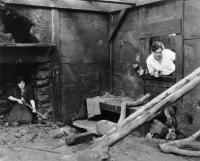 THE TRAIL OF THE LONESOME PINE, from left, Charlotte Walker, Thomas Meighan, 1916