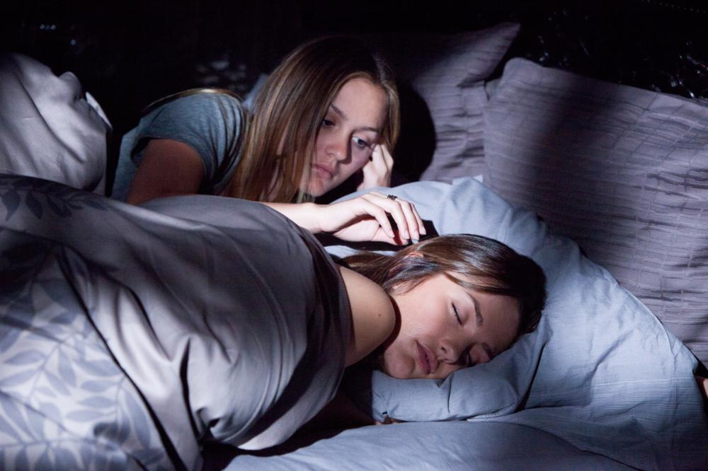 THE ROOMMATE, from left: Leighton Meester, Minka Kelly, 2011. ph: Jaimie Trueblood/©Screen Gems