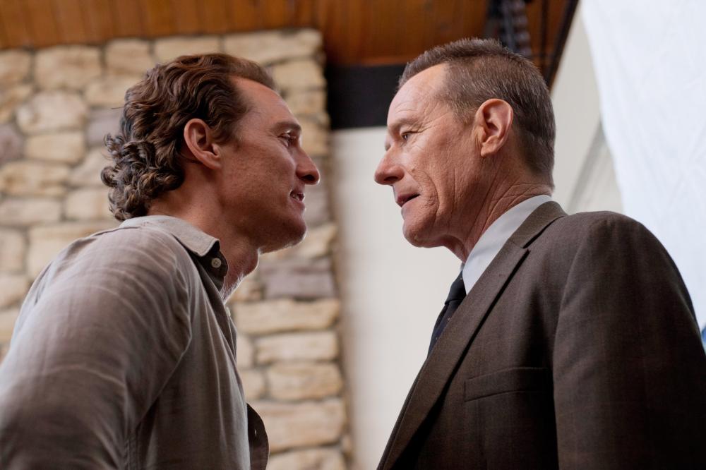 THE LINCOLN LAWYER, from left: Matthew McConaughey, Bryan Cranston, 2011. Ph: Saeed Adyani/©Lionsgate