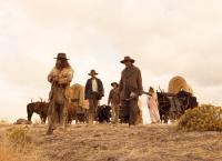 MEEK'S CUTOFF, from left: Bruce Greenwood, Neal Huff, Paul Dano, Will Patton, Michelle Williams (right), 2010. ©Oscilloscope Pictures