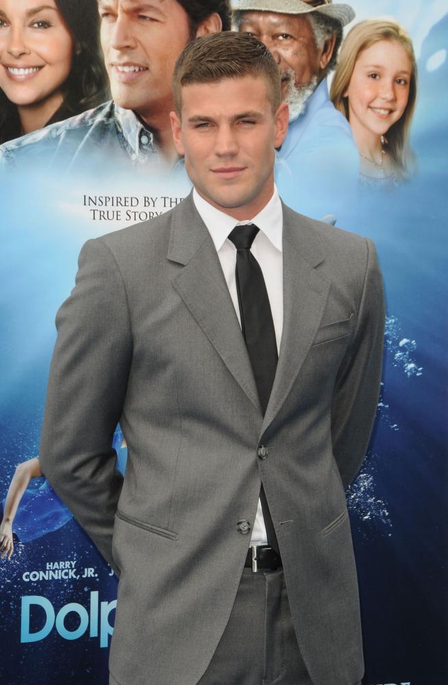 Austin Stowell - Actor