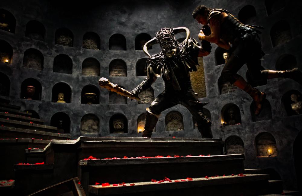 IMMORTALS, from left: Robert Maillet, Henry Cavill, 2011. ph: Jan Thijs/©Relativity Media