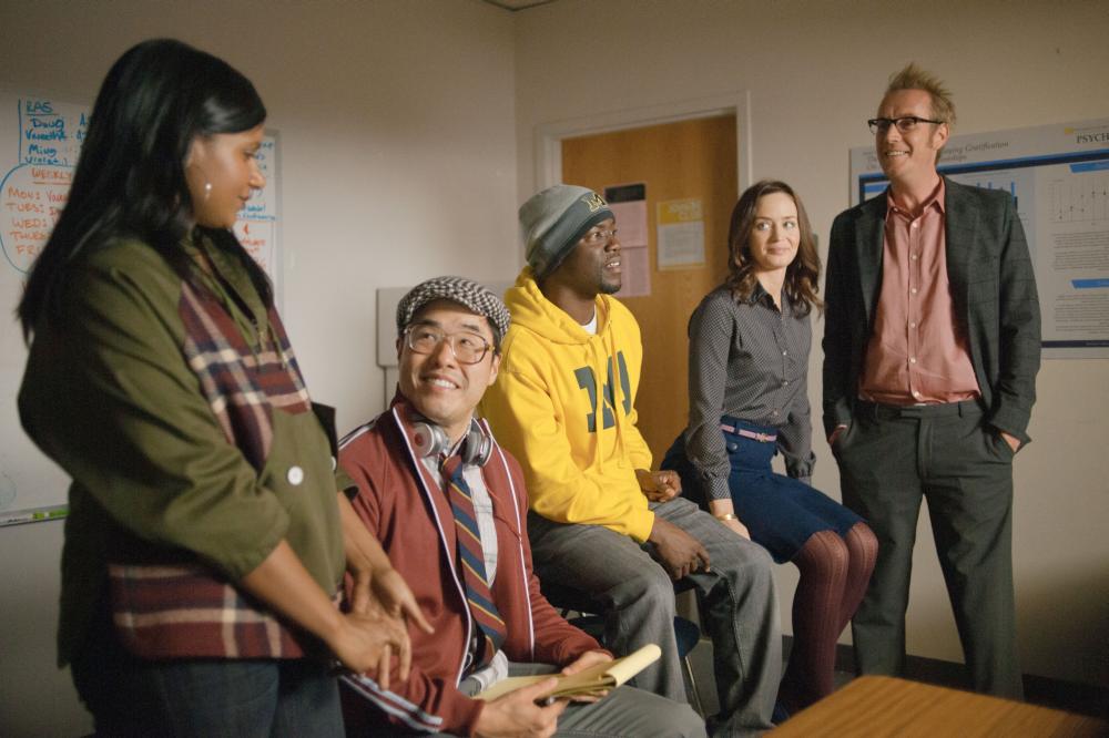 THE FIVE-YEAR ENGAGEMENT, from left: Mindy Kaling, Randall Park, Kevin Hart, Emily Blunt, Rhys Ifans, 2012. ph: Glen Wilson/©Universal Pictures