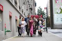 ENGLISH VINGLISH, Sridevi (center), 2012. ©Eros International