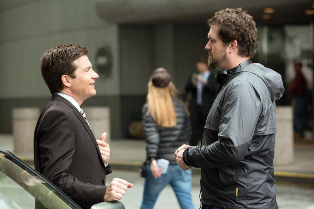 IDENTITY THIEF, from left: Jason Bateman, director Seth Gordon, on set, 2013. ph: Bob Mahoney/©Universal