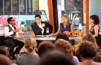 Good Afternoon America, from left: D.L. Hughley, Josh Elliott, Lara Spencer, Susie Essman, 07/09/2012, ©ABC