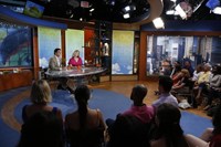 Good Afternoon America, Josh Elliott (L), Lara Spencer (R), 07/09/2012, ©ABC