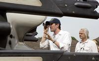 OBLIVION, from left: director Joseph Kosinski, Cinematographer Claudio Miranda, on set, 2013./©Universal Pictures