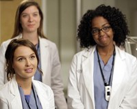 Grey's Anatomy, Camilla Luddington (L), Tessa Ferrer (C), Jerrika D Hinton (R), 03/27/2005, ©ABC