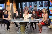 Good Morning America, from left: Josh Elliott, Amy Robach, George Stephanopoulos, Lara Spencer, 11/03/1975, ©ABC