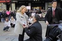 Good Morning America, Josh Elliott, 11/03/1975, ©ABC