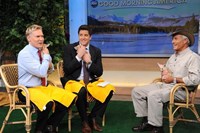 Good Morning America, Sam Champion (L), Josh Elliott (R), 11/03/1975, ©ABC