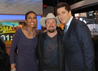 Good Morning America, Robin Roberts (L), Josh Elliott (R), 11/03/1975, ©ABC