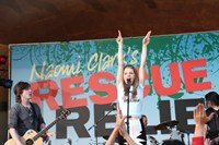 90210, Goo Goo Dolls (L), AnnaLynne McCord (R), 'We All Fall Down', Season 5, Ep. #23, 05/13/2013, ©KSITE