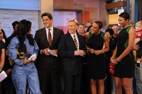 Good Morning America, Josh Elliott (L), Sam Champion (C), Robin Roberts (R), 11/03/1975, ©ABC