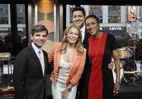 Good Morning America, George Stephanopoulos (L), Josh Elliott (C), Robin Roberts (R), 11/03/1975, ©ABC