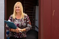 Storage Wars, Laura Dotson, 12/01/2010, ©AETV