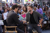 Good Morning America, Josh Elliott (L), Liam Hemsworth (R), 11/03/1975, ©ABC