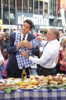 Good Morning America, Josh Elliott (L), Sam Champion (R), 11/03/1975, ©ABC