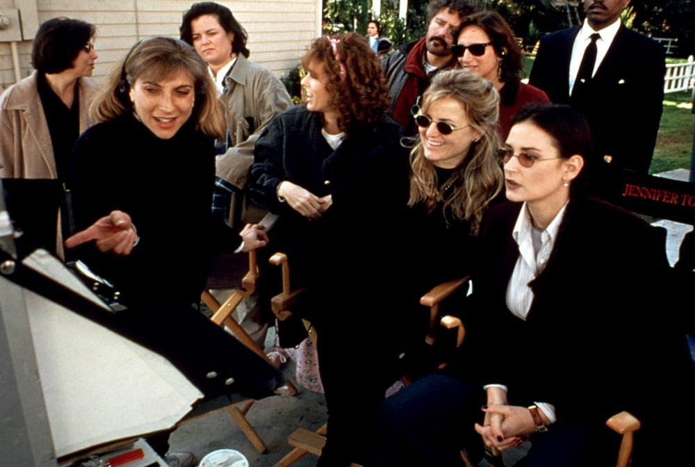 NOW AND THEN, Lesli Linka Glatter, Rosie O'Donnell, Rita Wilson, Suzanne Todd, Demi Moore, 1995, on-set