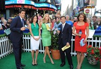Good Morning America, from left: Josh Elliott, Bethenny Frankel, Lara Spencer, George Stephanopoulos, Ginger Zee, 'Season', ©ABC