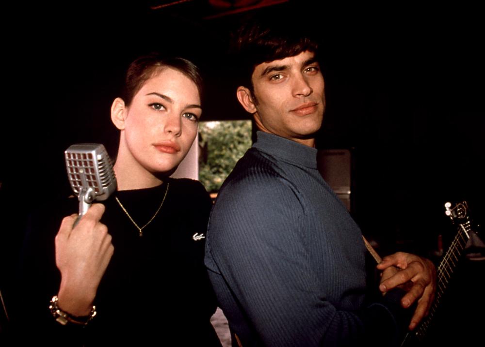 THAT THING YOU DO, Liv Tyler, Johnathon Schaech, 1996