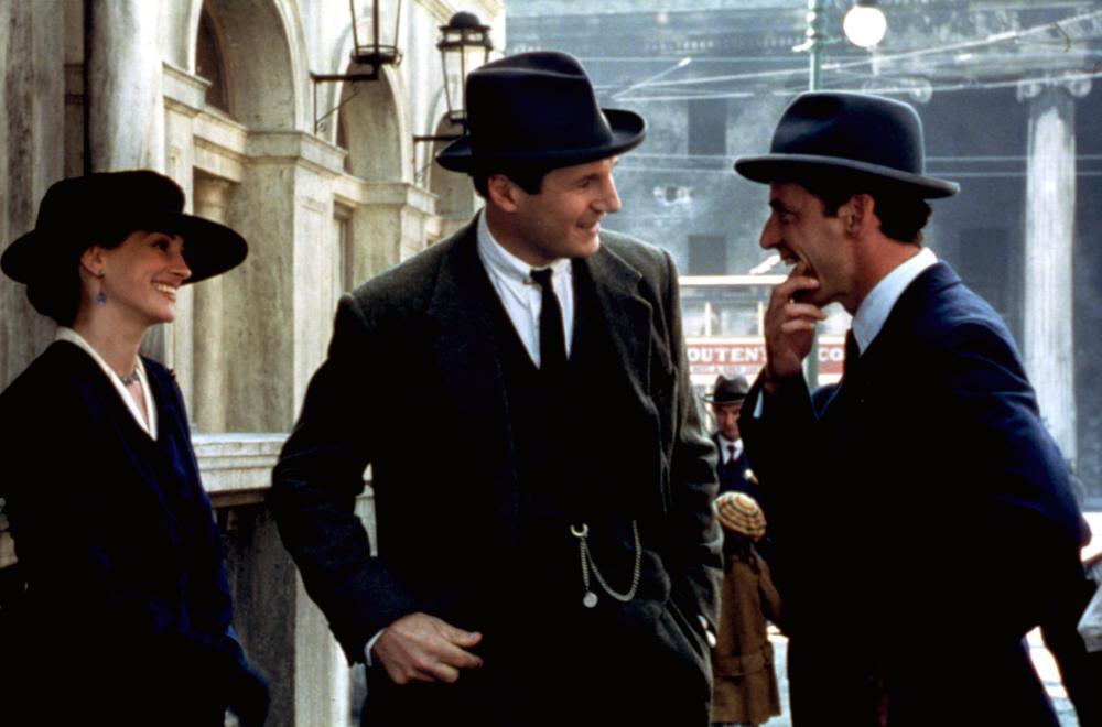 MICHAEL COLLINS, Julia Roberts, Liam Neeson, Aiden Quinn, 1996