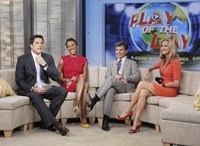 Good Morning America, from left: Josh Elliott, Robin Roberts, George Stephanopoulos, Lara Spencer, 11/03/1975, ©ABC