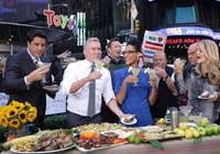 Good Morning America, from left: Josh Elliott, Sam Champion, Clinton Kelly, Carla Hall, Mario Batali, Michael Symon, Daphne Oz, 'Season', ©ABC