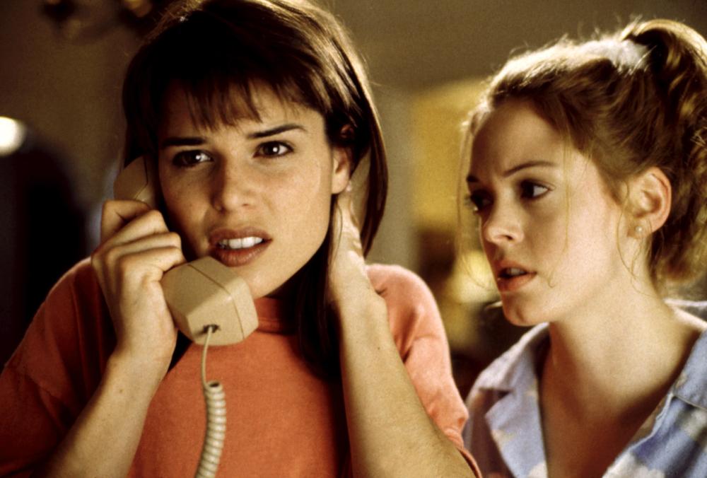 SCREAM, Neve Campbell, Rose McGowan, 1996