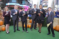 Good Morning America, from left: Sara Haines, Sam Champion, D.L. Hughley, Josh Elliott, Robin Roberts, George Stephanopoulos, 'Season', ©ABC
