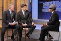 Good Morning America, Sam Champion (L), Josh Elliott (C), D.L. Hughley (R), 'Season', ©ABC