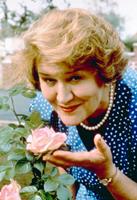 KEEPING UP APPEARANCES, PATRICIA ROUTLEDGE, 1990-1995. ©BBC. COURTESY: