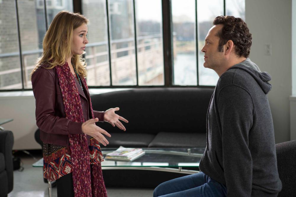 DELIVERY MAN, from left: Britt Robertson, Vince Vaughn, 2013. ph: Jessica Miglio/©Walt Disney Studios Motion Pictures