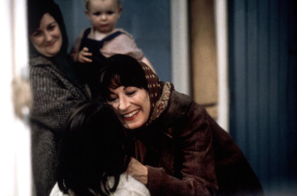 AGNES BROWNE, Anjelica Huston, 1999