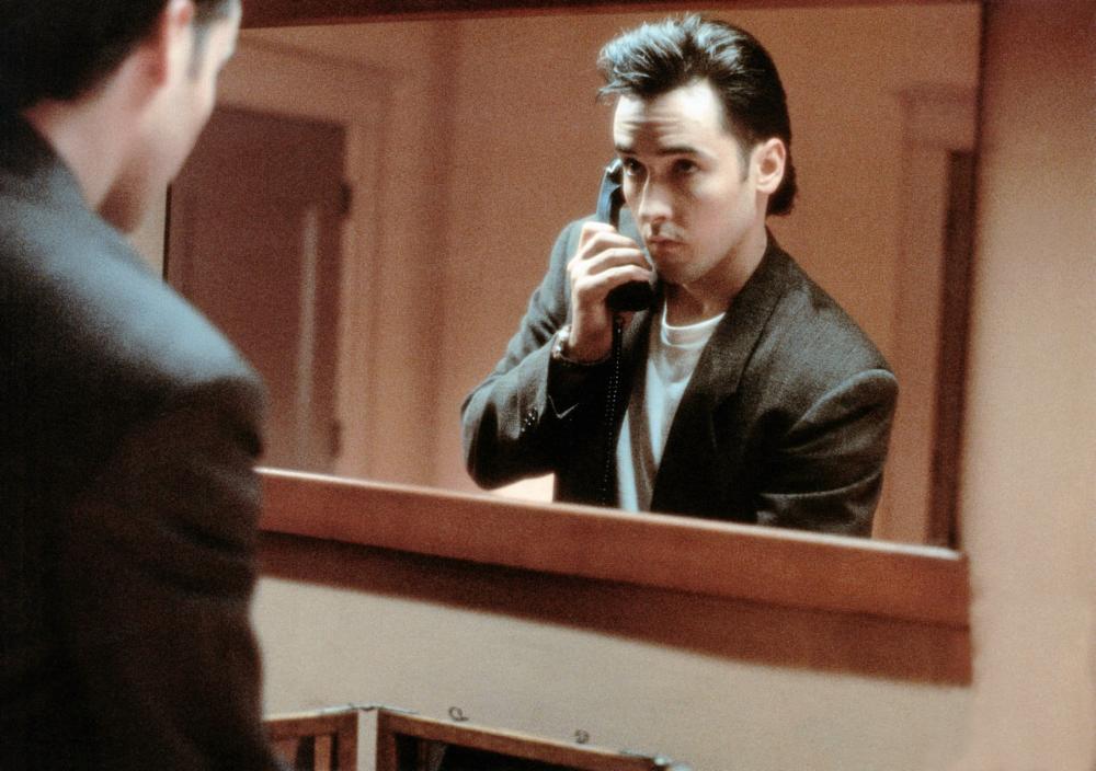 THE GRIFTERS, John Cusack, 1990. ©Miramax