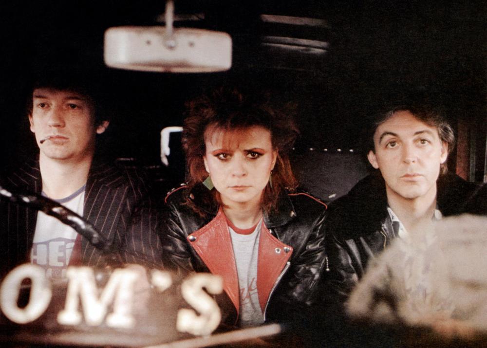 GIVE MY REGARDS TO BROAD STREET, Tracey Ullman (center), Paul McCartney (right), 1984. ©20th Century-Fox Film Corporation, TM & Copyright