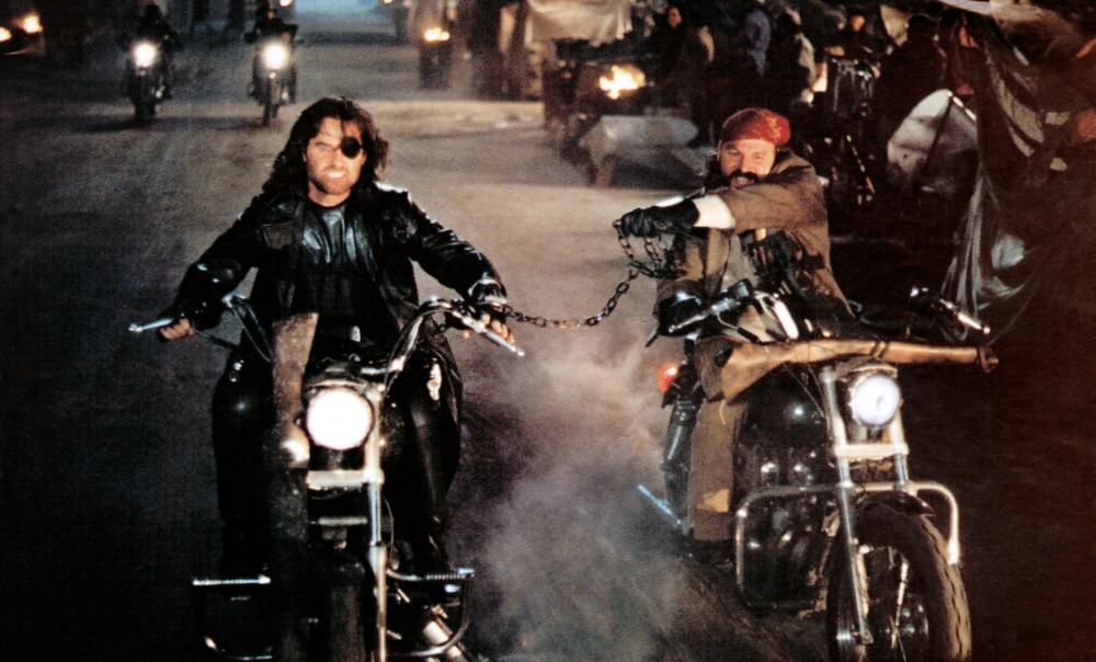 ESCAPE FROM L.A., from left: Kurt Russell, Stacy Keach, 1996. ©Paramount Pictures