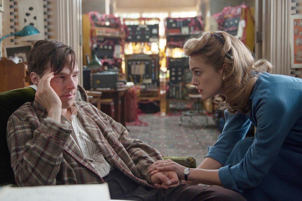THE IMITATION GAME, from left: Benedict Cumberbatch as Alan Turing, Keira Knightley, 2014. ph: Jack English/©Weinstein Company