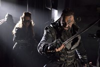 The 100, Alycia Debnam-Carey (L), Aleks Paunovic (R), 'Long Into an Abyss', Season 2, Ep. #7, 12/10/2014, ©KSITE